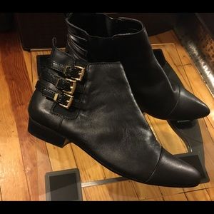 Vince Camuto Black Leather Boots size 8